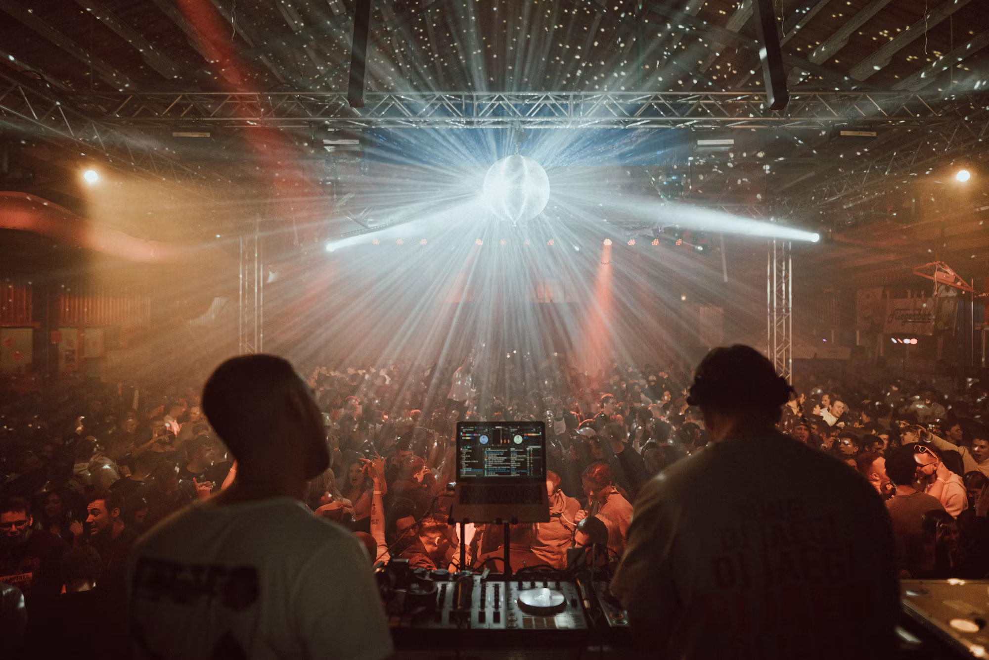 The Dynamic World of Drum and Bass: A Journey Through Beats and Rhythms